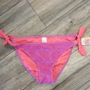 Crochet bikini bottoms